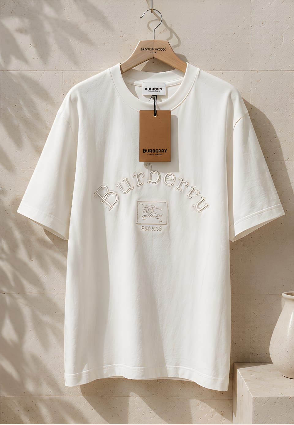 Burberry — Lino Bordado