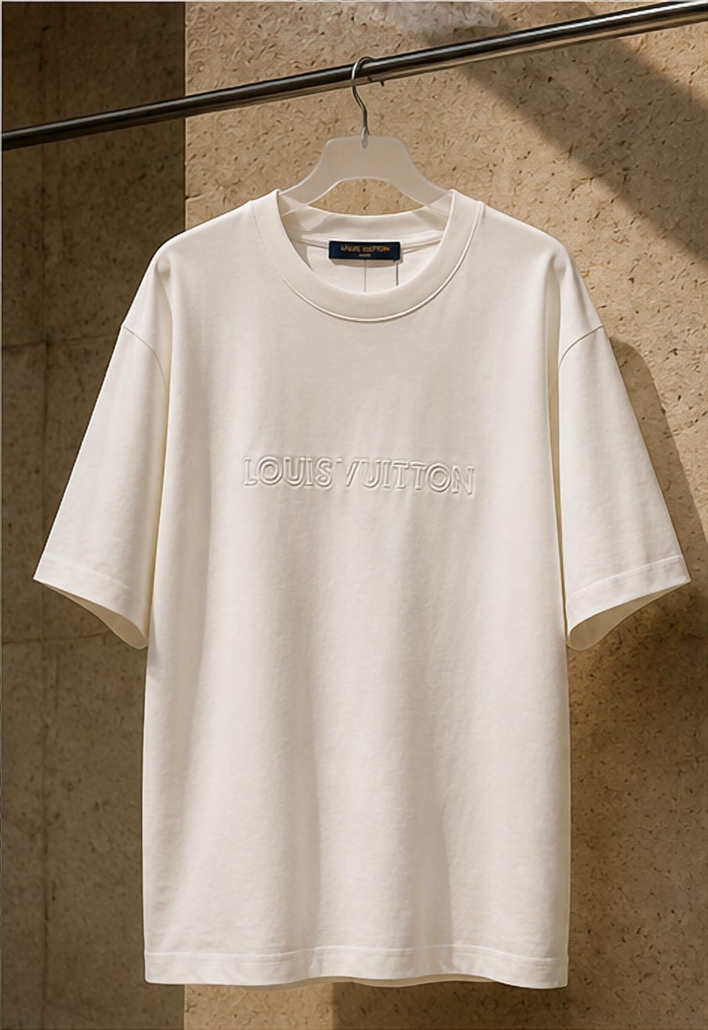 Louis Vuitton — Relieve Clásico · Producto
